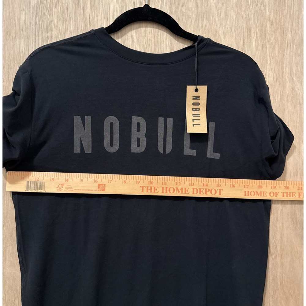 NOBULL Men's Workout Tee Slim Fit Black Size Medium Chest Logo NEW Athletic Soft - Picture 8 of 8